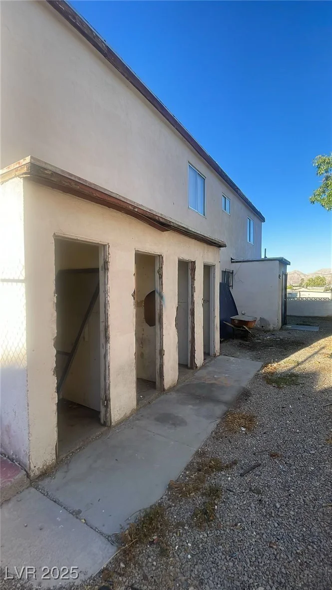 825 Bruce, Las Vegas, NV 89101