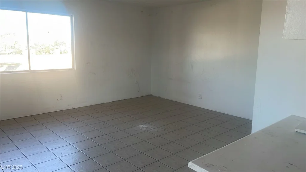 825 Bruce, Las Vegas, NV 89101