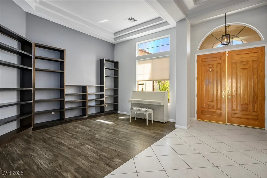 3005 Swan Hill, Las Vegas, NV 89134