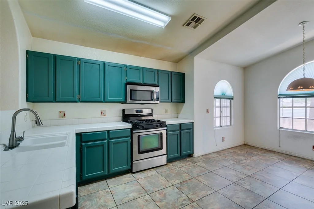 3543 Collingswood, North Las Vegas, NV 89032