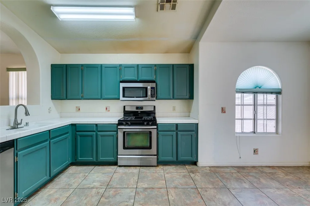 3543 Collingswood, North Las Vegas, NV 89032
