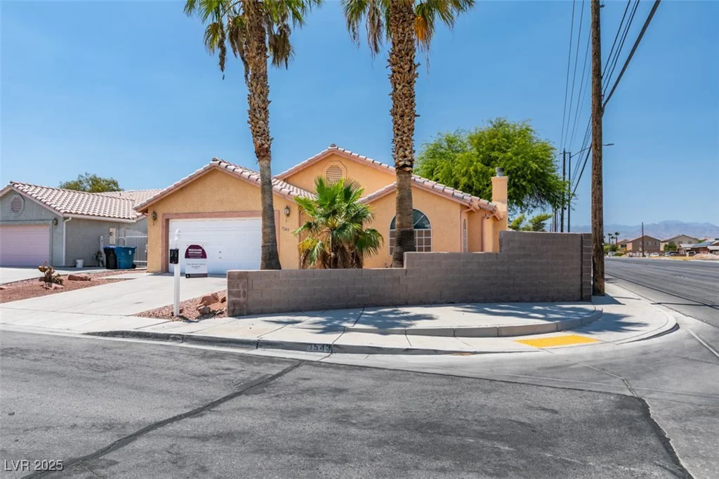 3543 Collingswood, North Las Vegas, NV 89032