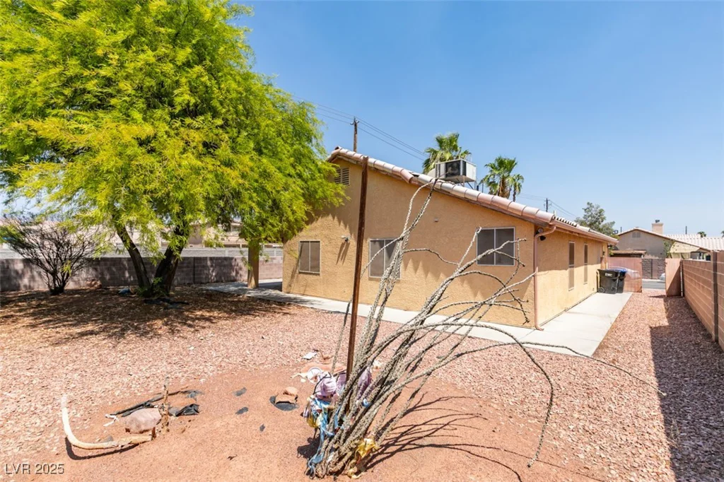 3543 Collingswood, North Las Vegas, NV 89032