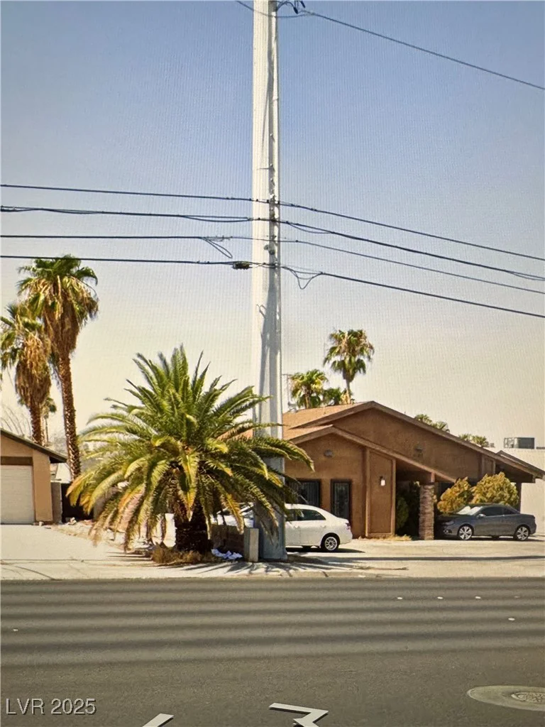 5209 Eastern, Las Vegas, NV 89119