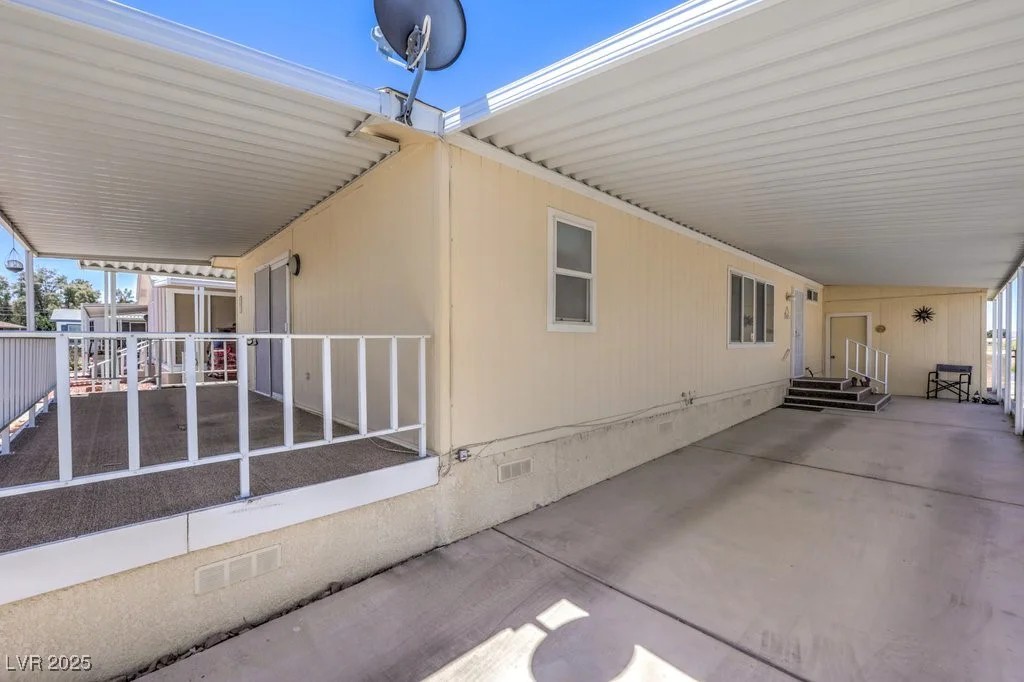 551 Montecito, Pahrump, NV 89048