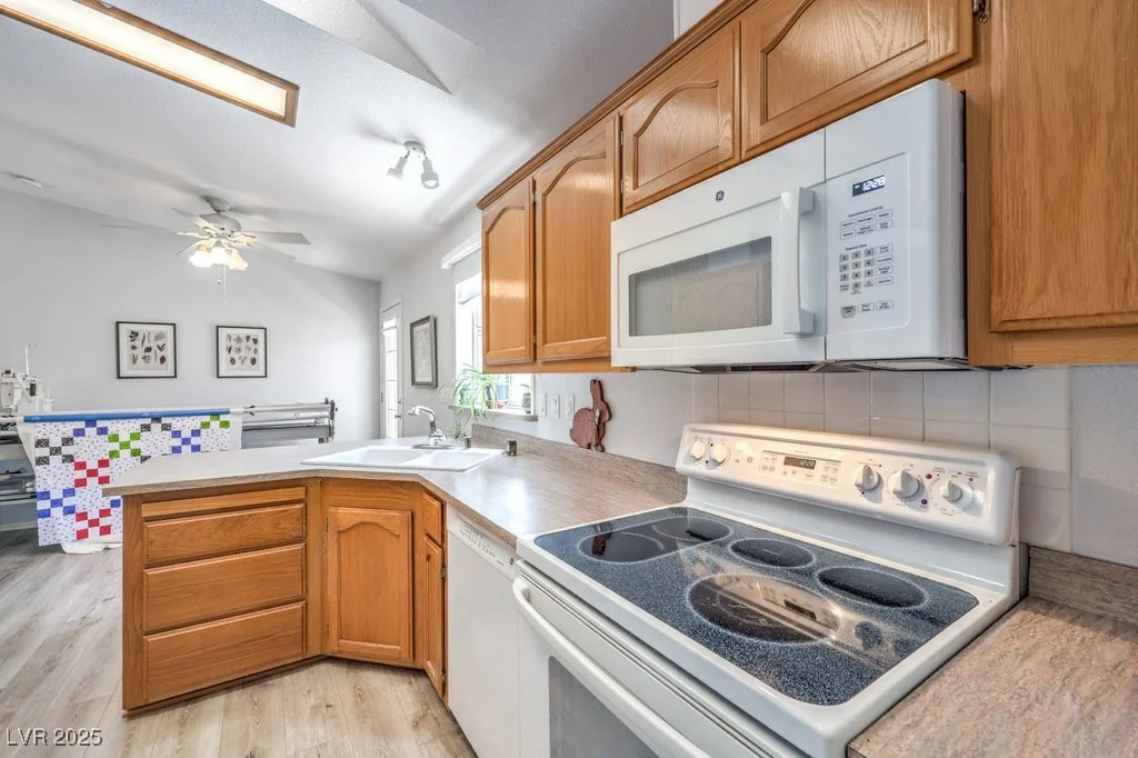 551 Montecito, Pahrump, NV 89048