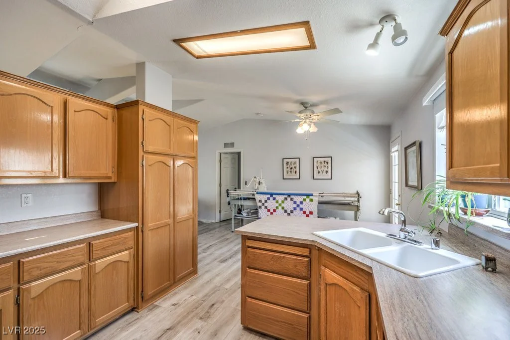 551 Montecito, Pahrump, NV 89048