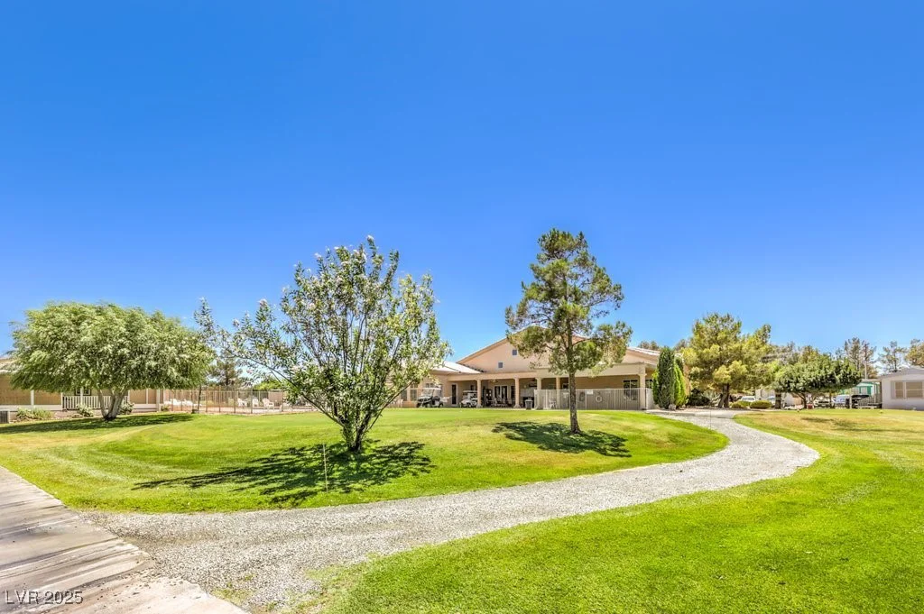 551 Montecito, Pahrump, NV 89048
