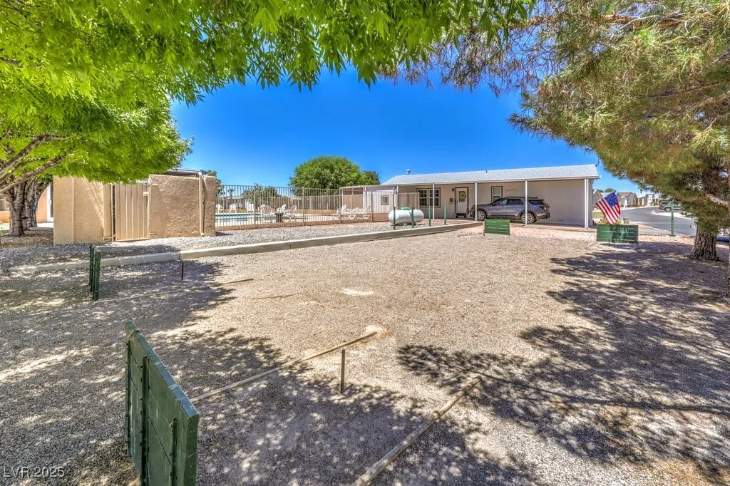 551 Montecito, Pahrump, NV 89048