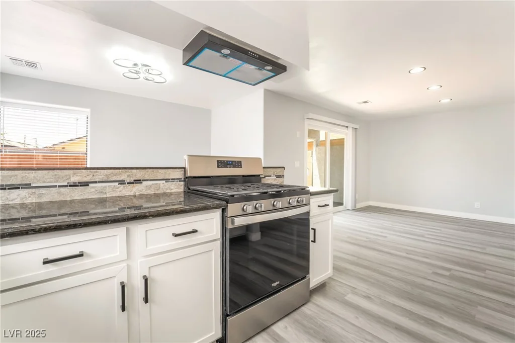 4657 Curdsen, Las Vegas, NV 89110