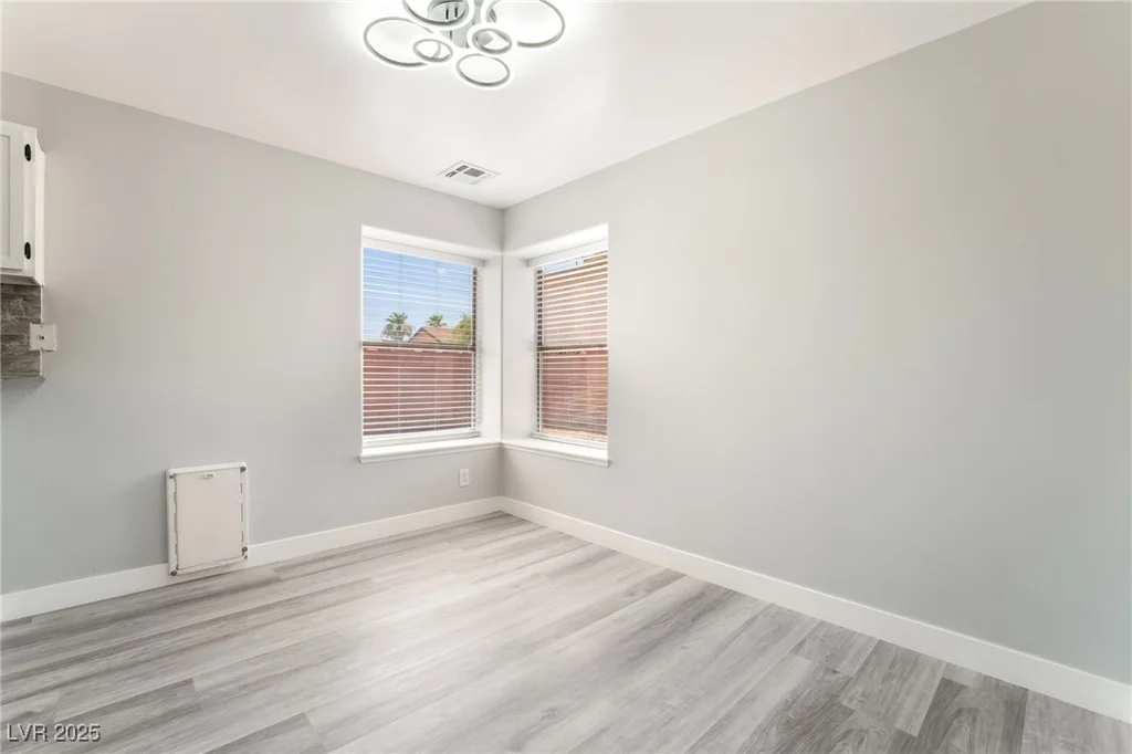 4657 Curdsen, Las Vegas, NV 89110