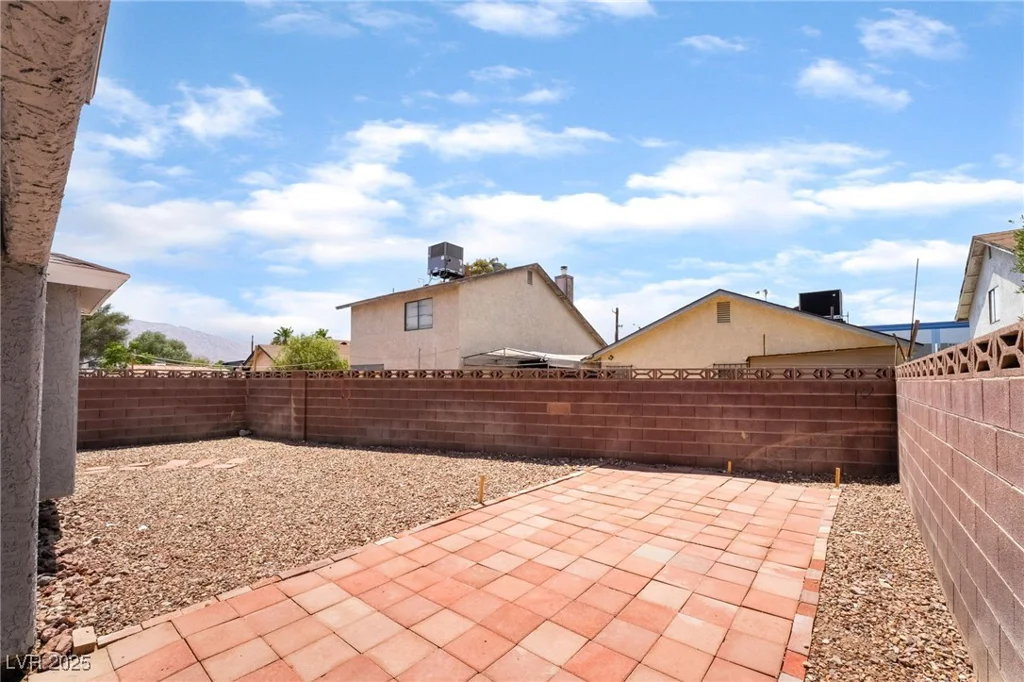4657 Curdsen, Las Vegas, NV 89110
