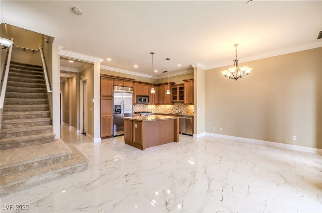 10 Via Vasari, Henderson, NV 89011