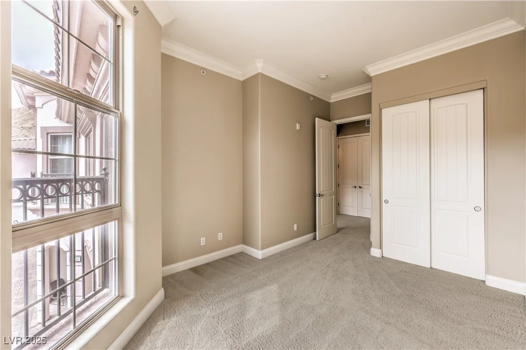 10 Via Vasari, Henderson, NV 89011