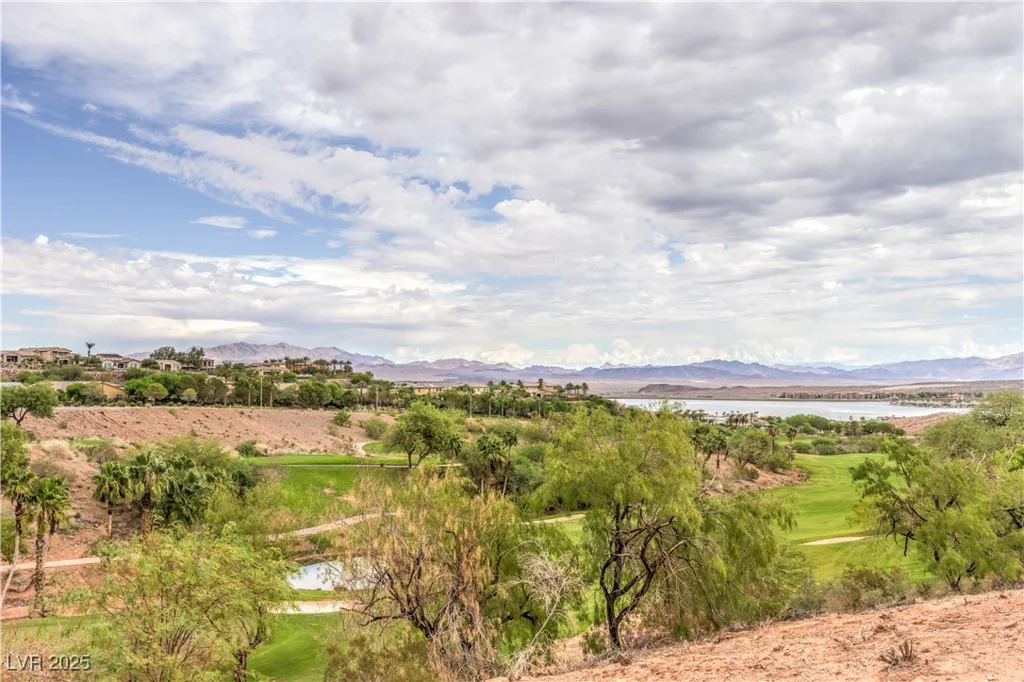 10 Via Vasari, Henderson, NV 89011