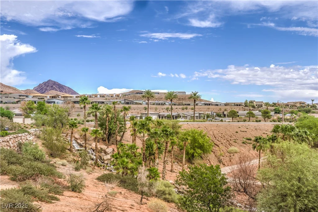 10 Via Vasari, Henderson, NV 89011