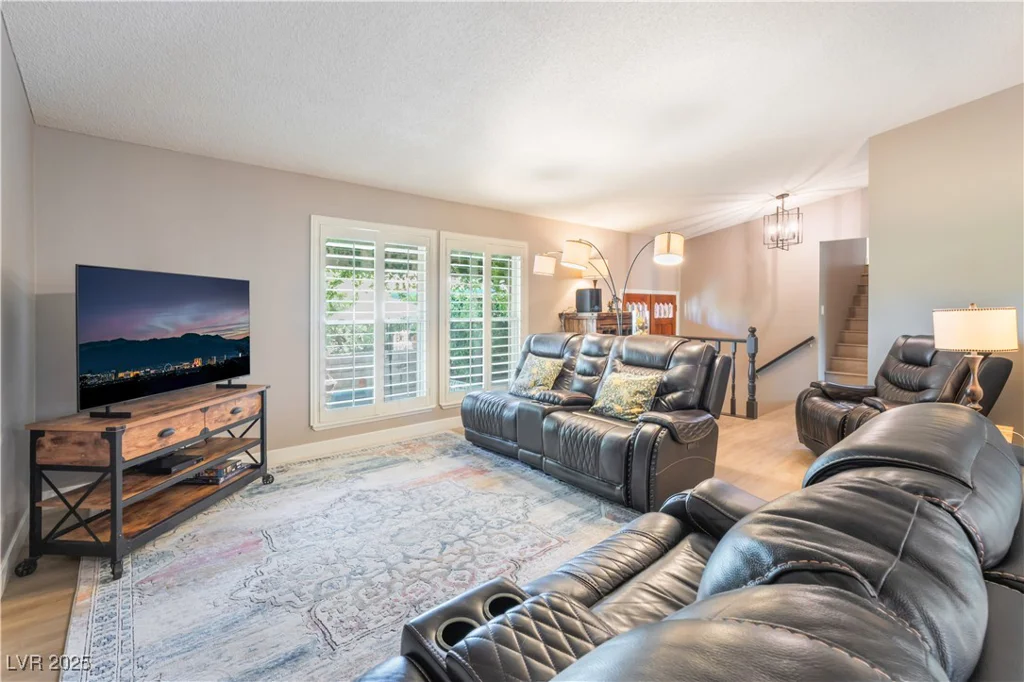 8908 Silvagni, Las Vegas, NV 89117