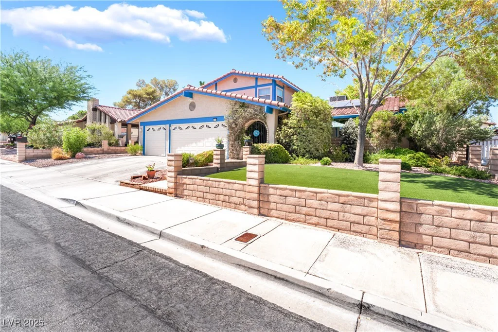 8908 Silvagni, Las Vegas, NV 89117