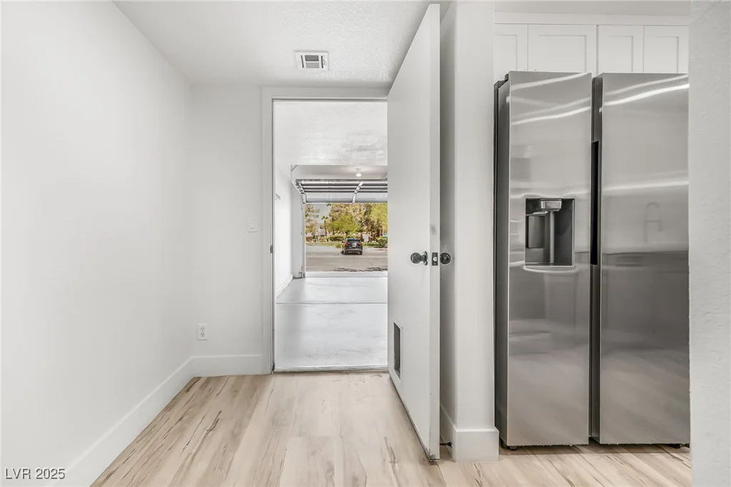 7985 Simone, Las Vegas, NV 89147