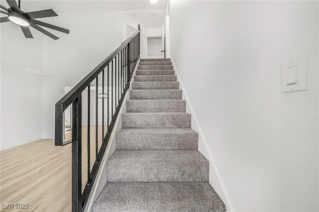 7985 Simone, Las Vegas, NV 89147