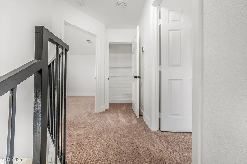 7985 Simone, Las Vegas, NV 89147