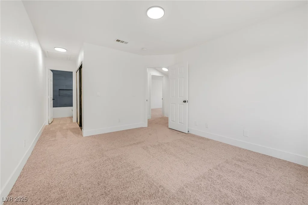 7985 Simone, Las Vegas, NV 89147