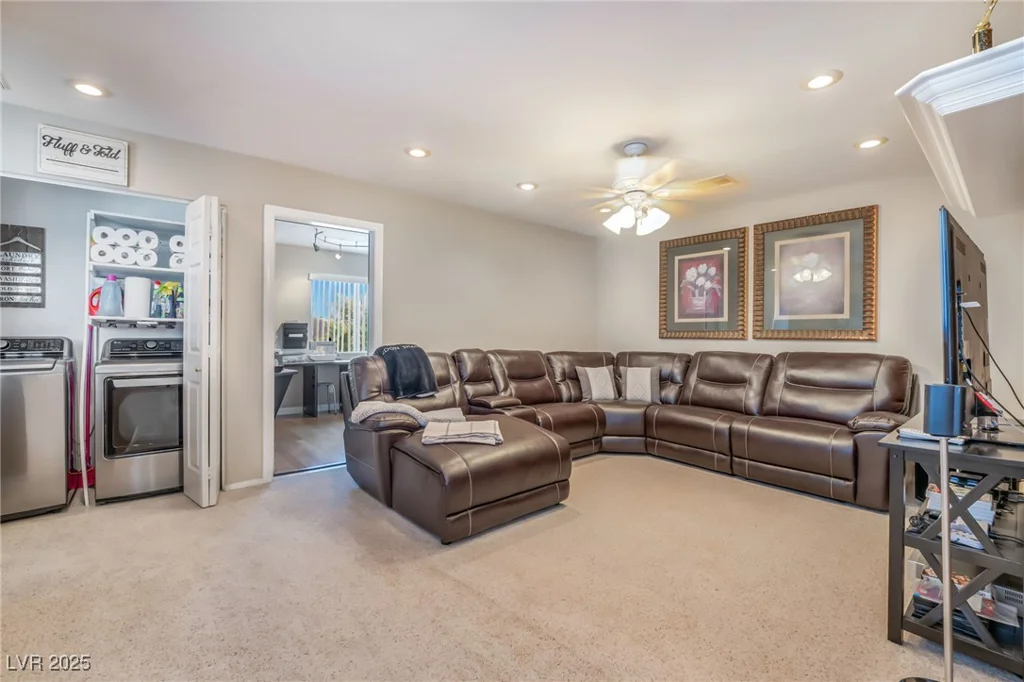 9740 Altadena, Las Vegas, NV 89183