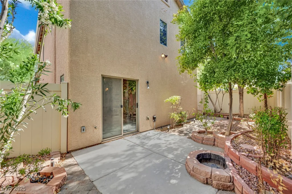 6460 Chettle House, Las Vegas, NV 89122