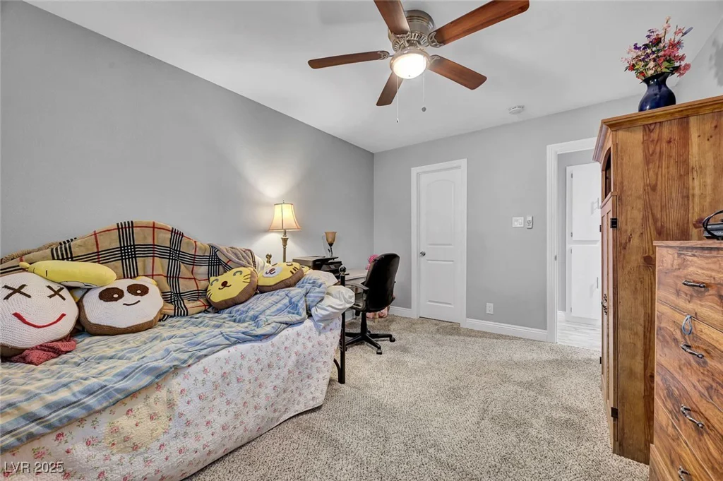 204 Thunder, Las Vegas, NV 89145