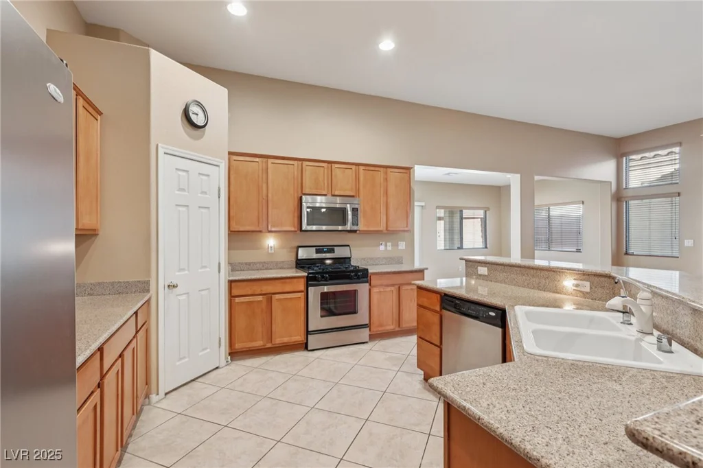917 Kevin Baker, North Las Vegas, NV 89086