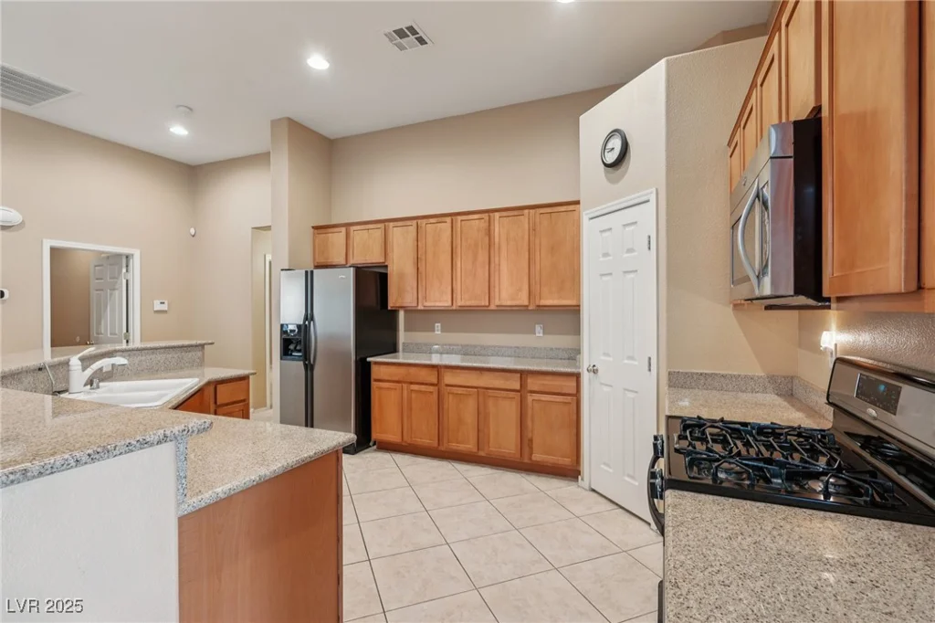 917 Kevin Baker, North Las Vegas, NV 89086