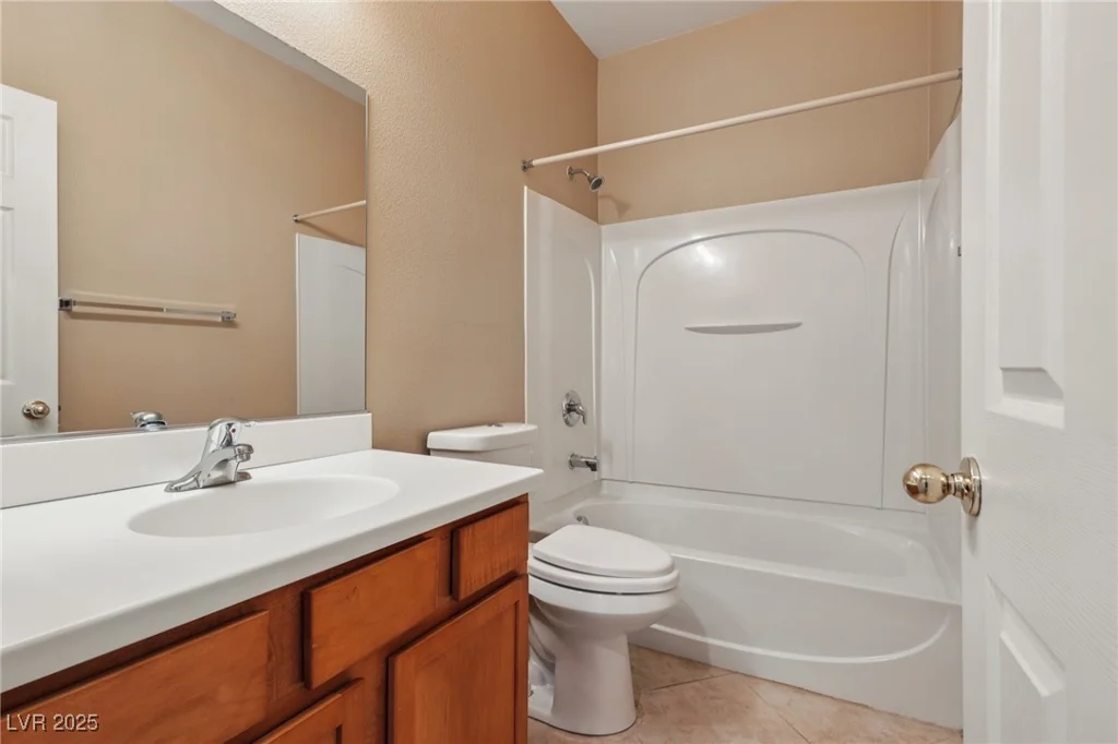 917 Kevin Baker, North Las Vegas, NV 89086