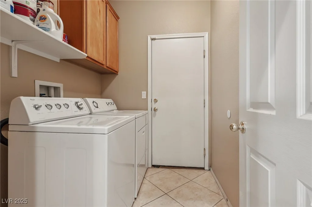 917 Kevin Baker, North Las Vegas, NV 89086
