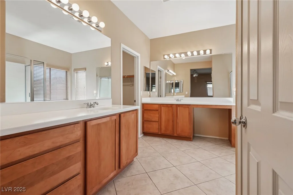 917 Kevin Baker, North Las Vegas, NV 89086