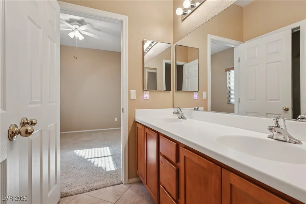917 Kevin Baker, North Las Vegas, NV 89086