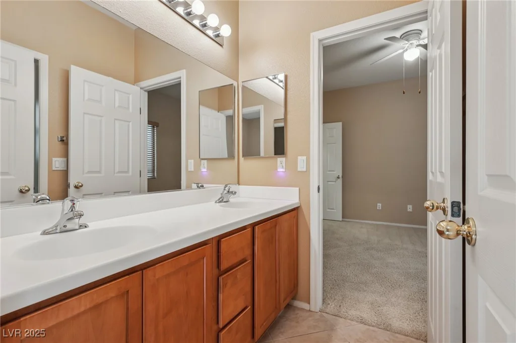 917 Kevin Baker, North Las Vegas, NV 89086