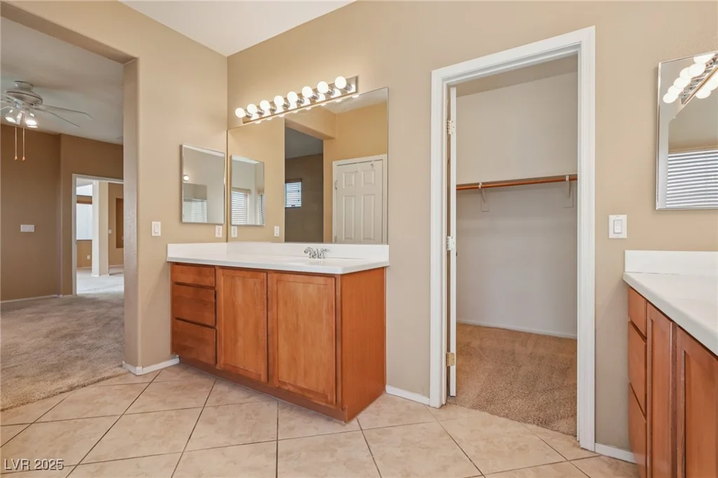 917 Kevin Baker, North Las Vegas, NV 89086