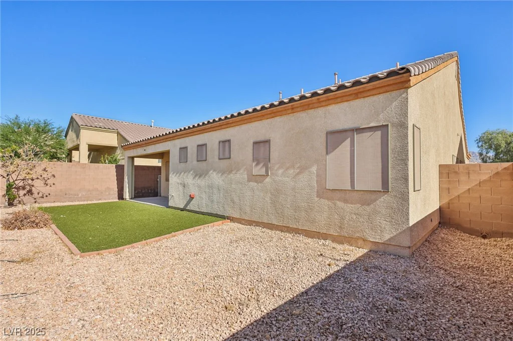 917 Kevin Baker, North Las Vegas, NV 89086