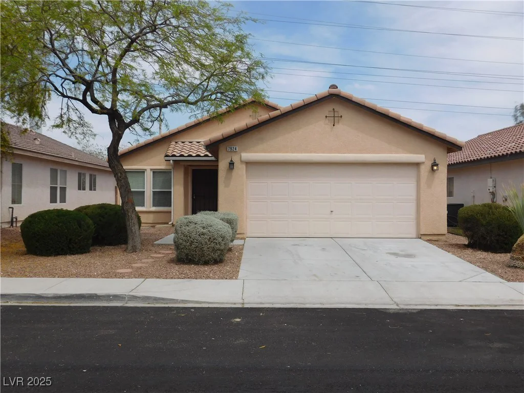 7924 Pale Rider, Las Vegas, NV 89131