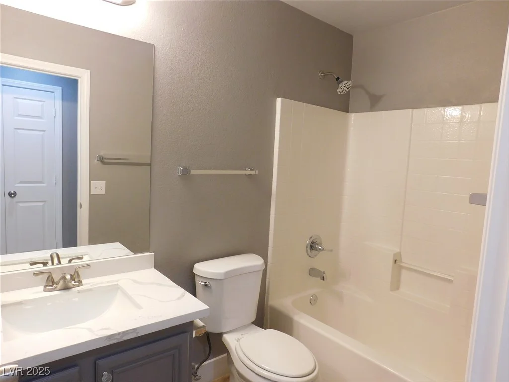 7924 Pale Rider, Las Vegas, NV 89131