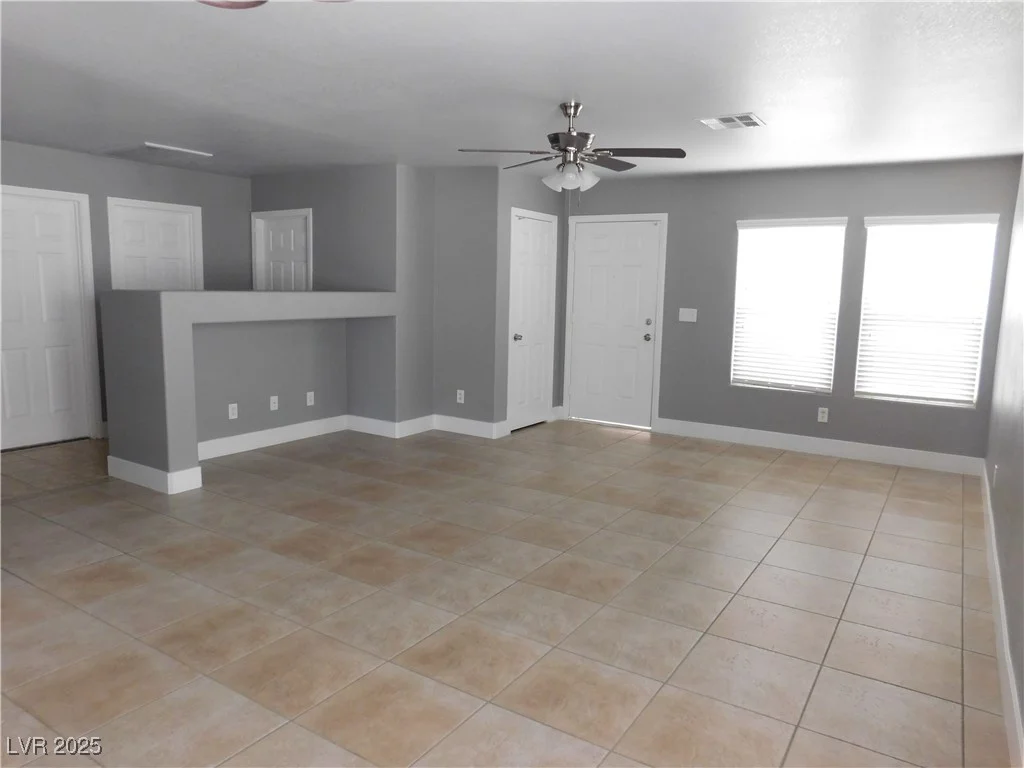 7924 Pale Rider, Las Vegas, NV 89131