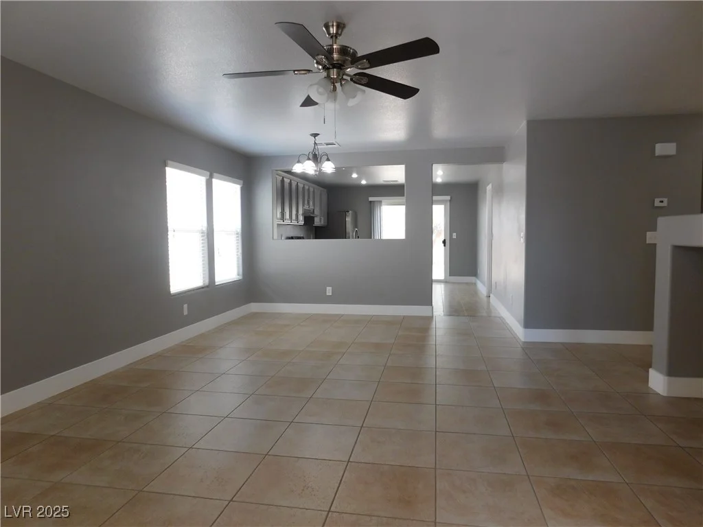 7924 Pale Rider, Las Vegas, NV 89131