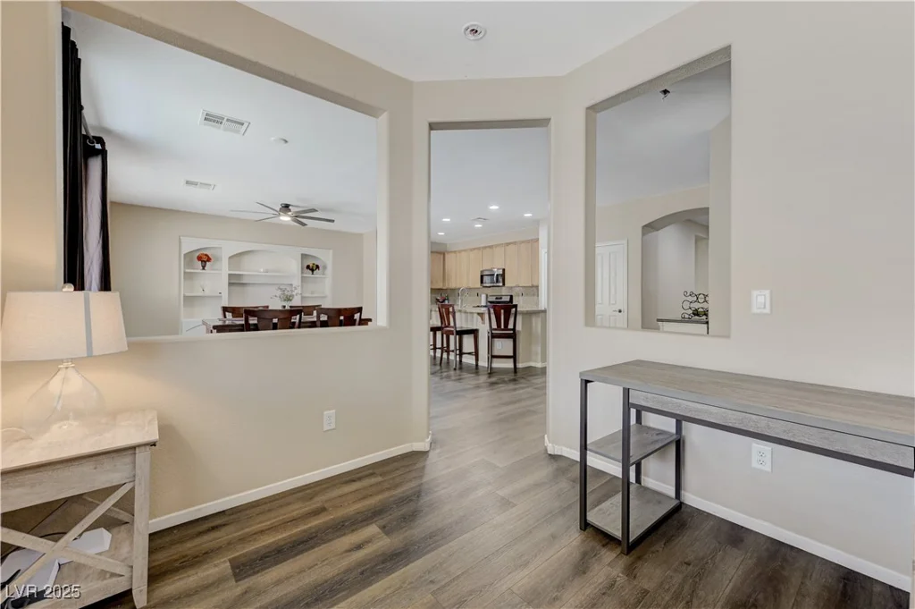 9218 Avon Park, Las Vegas, NV 89149