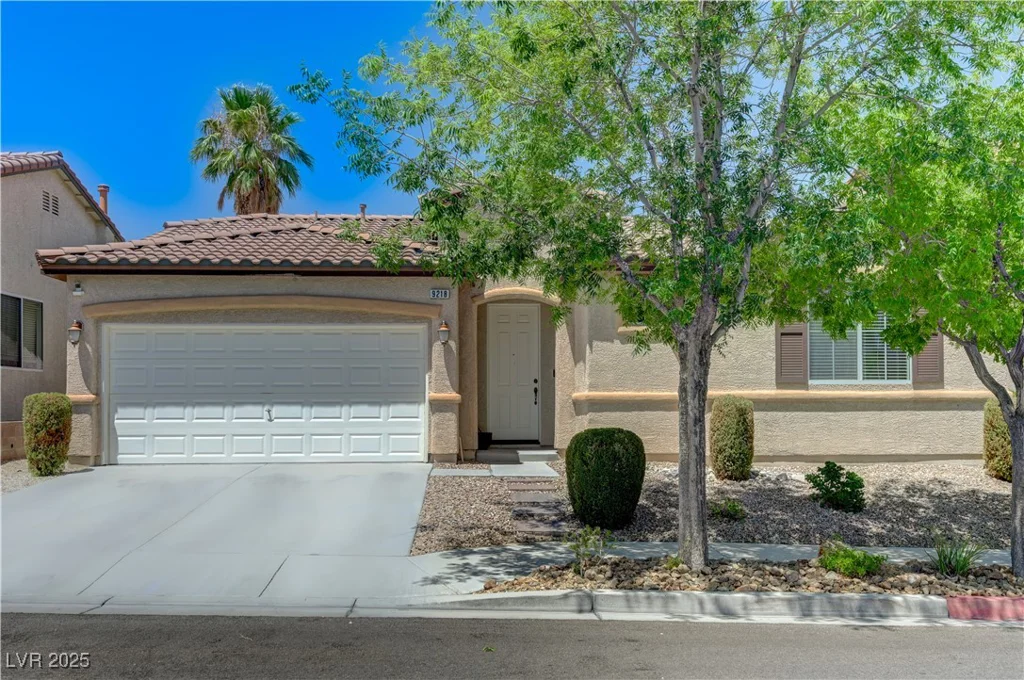 9218 Avon Park, Las Vegas, NV 89149