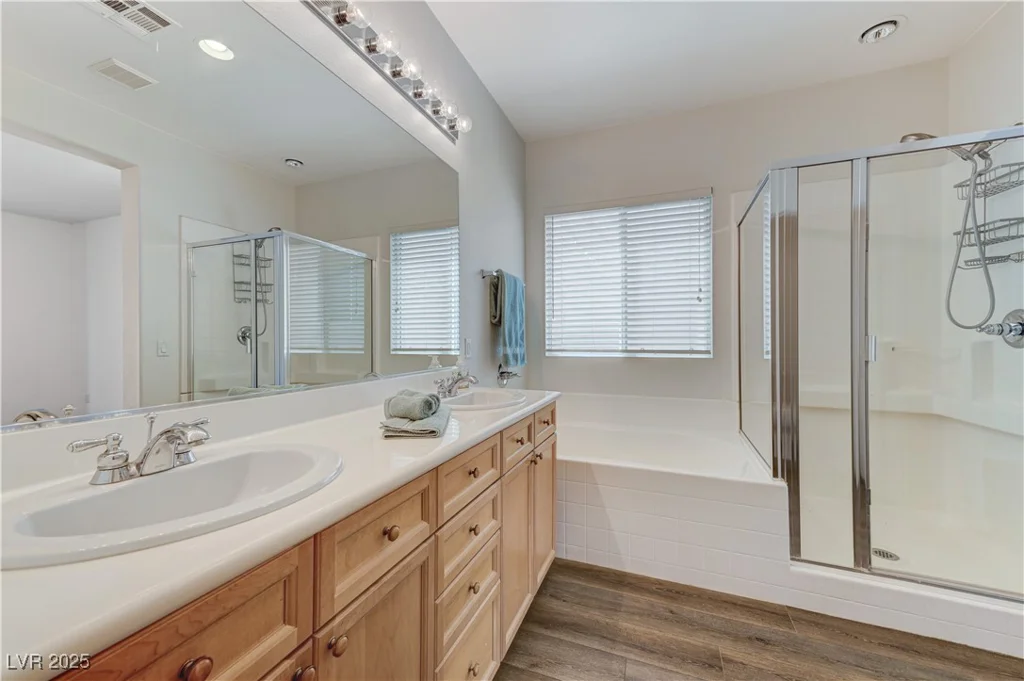9218 Avon Park, Las Vegas, NV 89149
