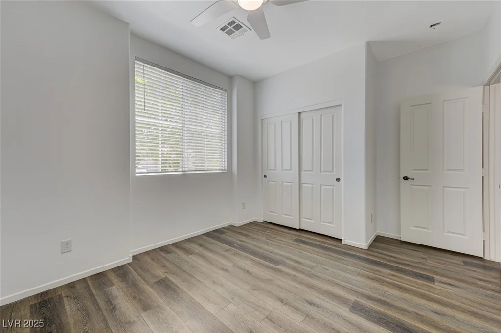 9218 Avon Park, Las Vegas, NV 89149