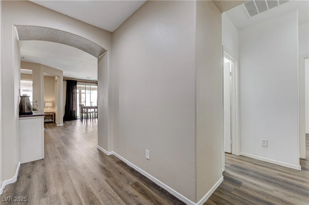 9218 Avon Park, Las Vegas, NV 89149