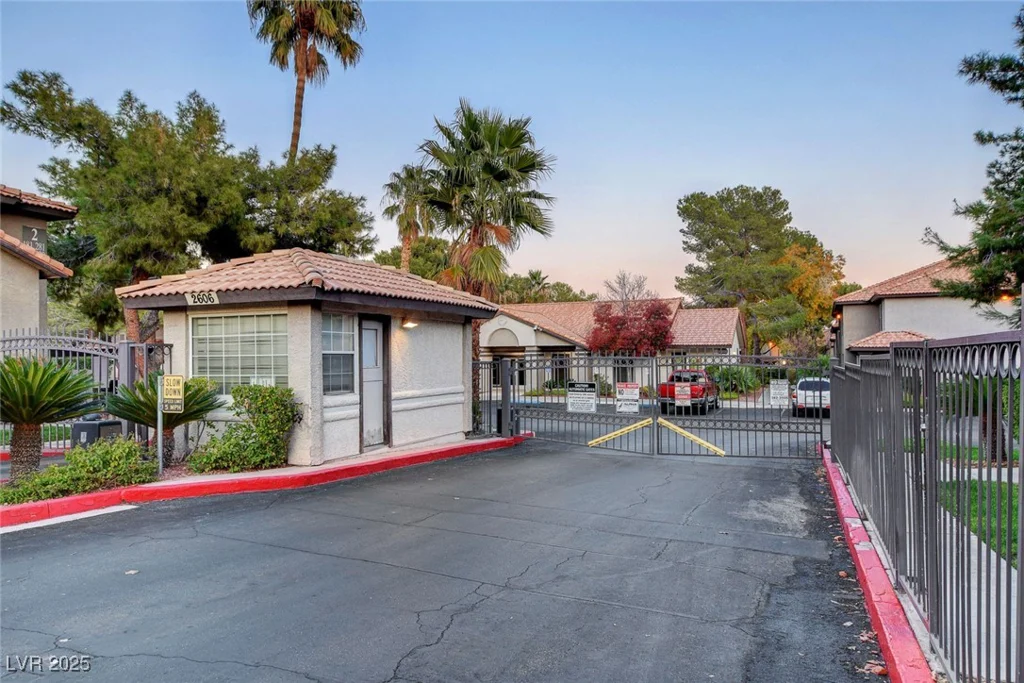 2606 Durango, Las Vegas, NV 89117