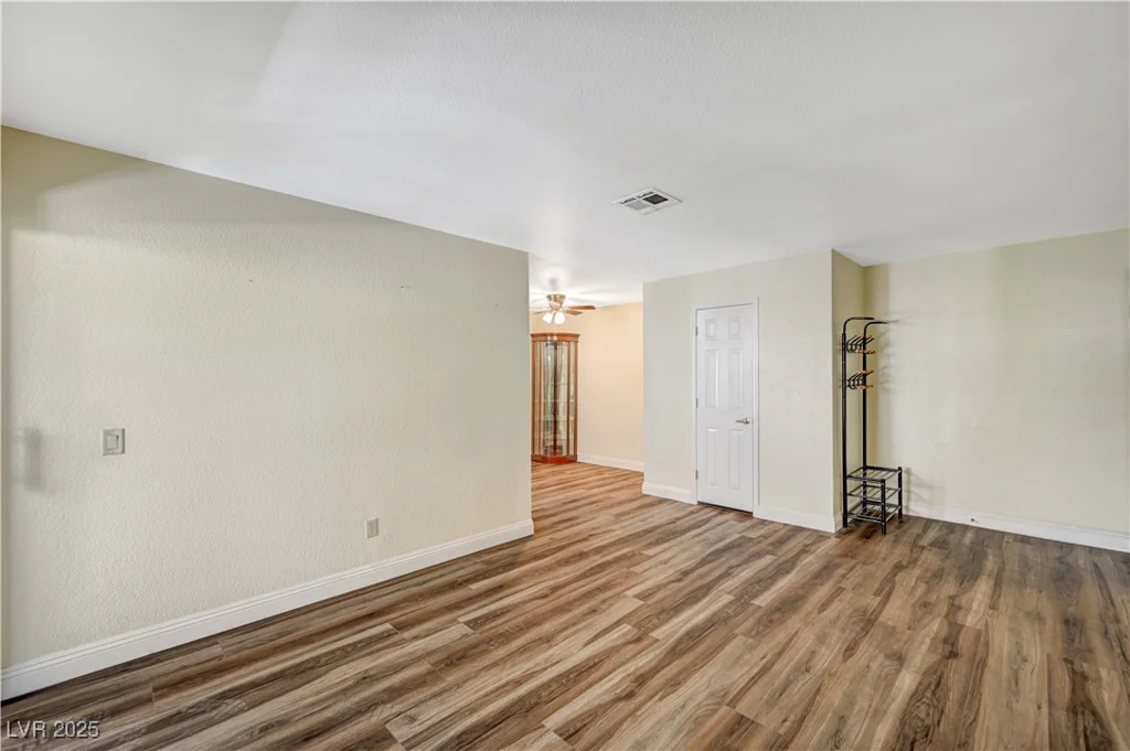 2606 Durango, Las Vegas, NV 89117