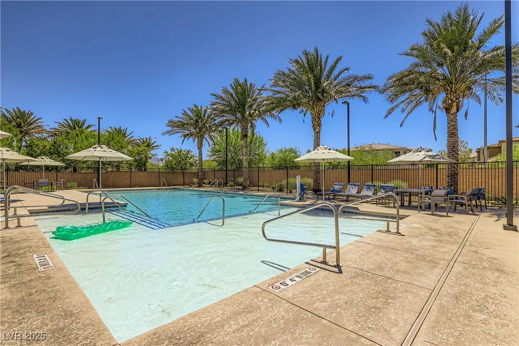 25 Barbara, Las Vegas, NV 89183